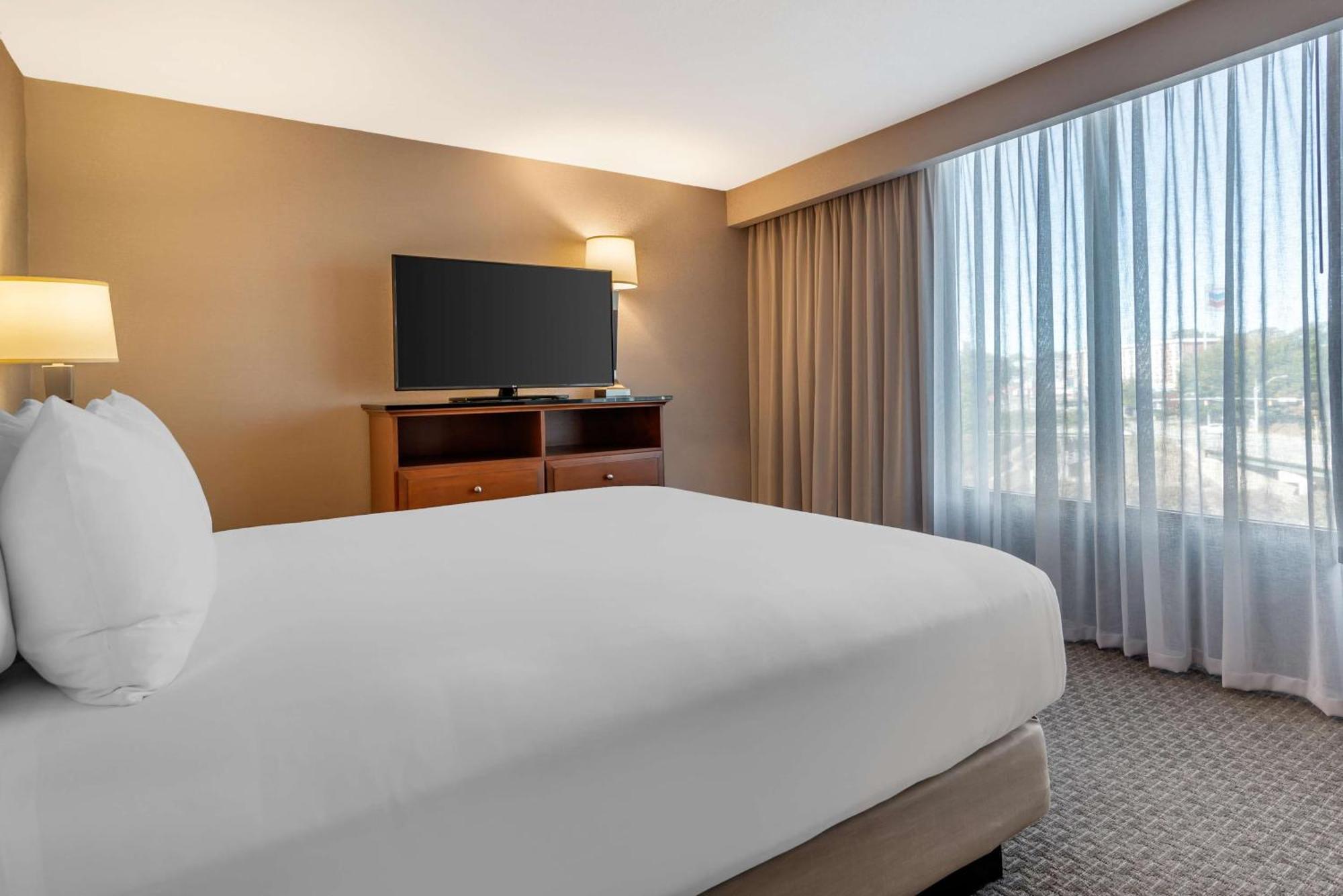 Drury Inn & Suites Atlanta Airport College Park Eksteriør bilde